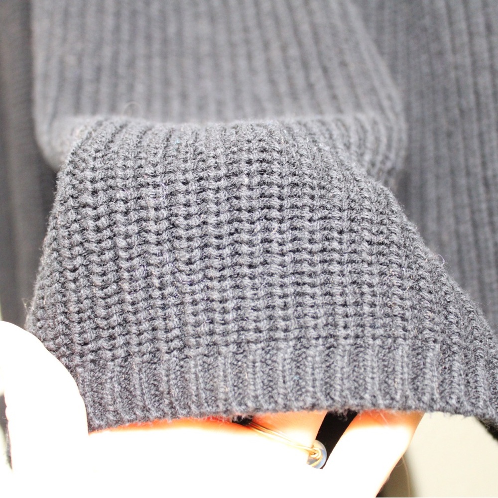 Chunky Thick Knit Sweater Black - Picture 3 of 8